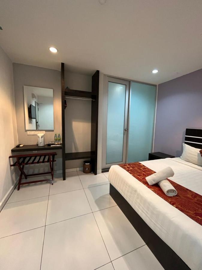 Hotel Zamburger Tengkera Melaka Exterior foto